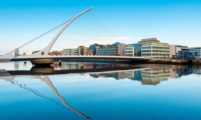 Ireland reports first net immigration since 2009